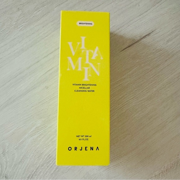ORJENA Vitamin Brightening Micellar Cleansing Water 300ml/10.1 fl oz - Picture 6 of 16